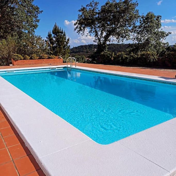 Villa Fatima-ourem - Quinta Da Luz - Breakfast Included Ourem