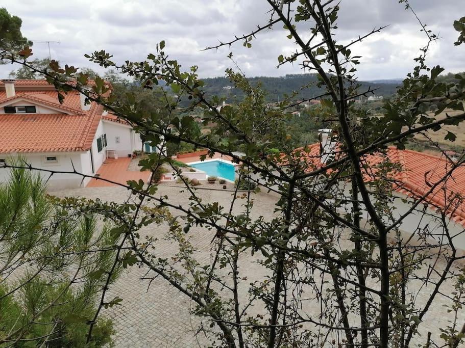 Villa Fatima-ourem - Quinta Da Luz - Breakfast Included
